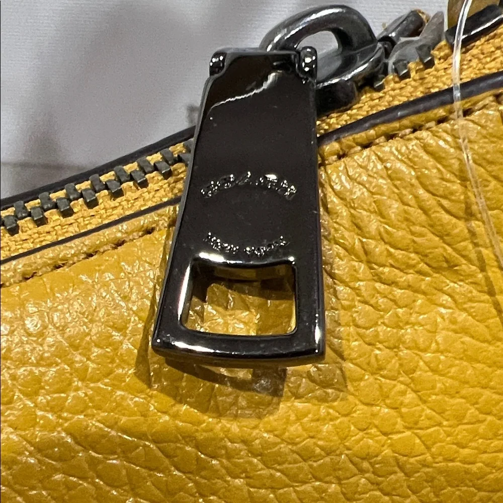 Coach Chelsea NWT Leather Shoulder Bag - Picture 5 of 12